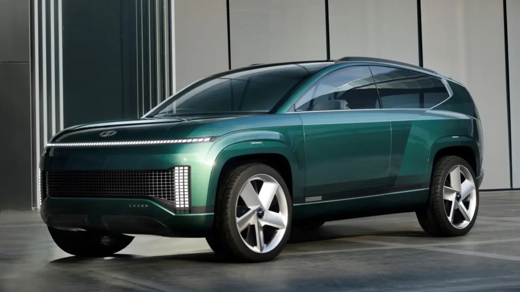 2025 Hyundai Ioniq 7 electric SUV exterior – Best SUVs in USA 2025